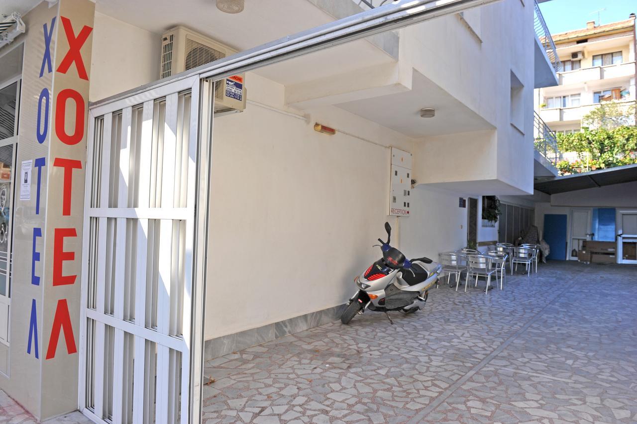 Family Hotel Blazhi Sandanski Bagian luar foto